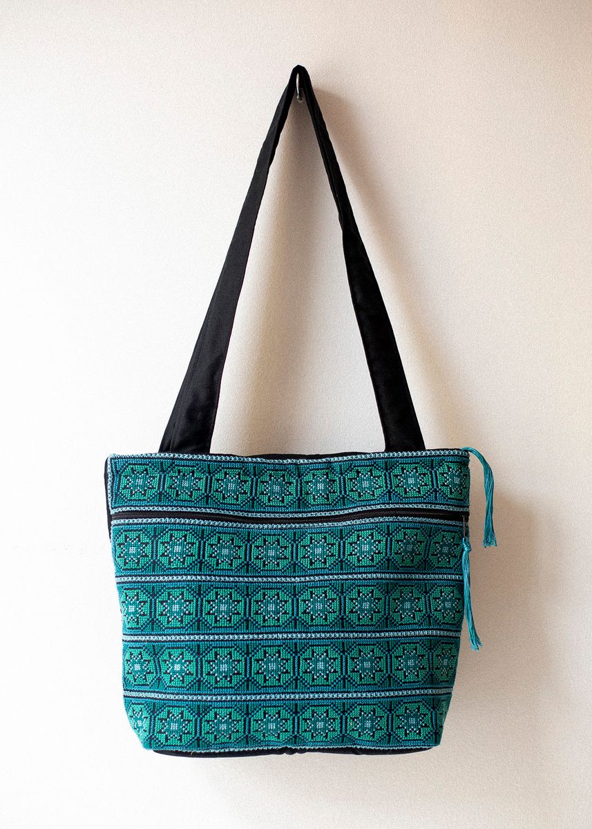 Brodert veske, sort og blå