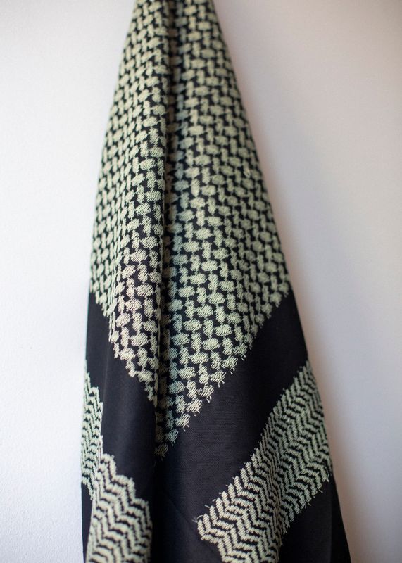 Stor keffiyeh, svart og olivengrønn