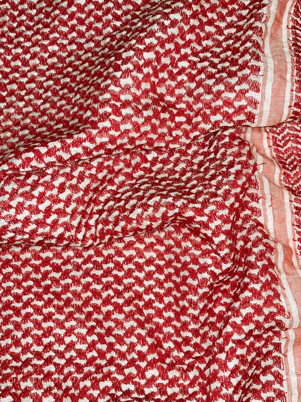 Klassisk stor keffiyeh, hvit og rød